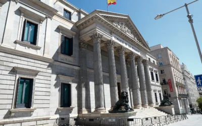 La Constitución del consenso y la renovación de órganos constitucionales